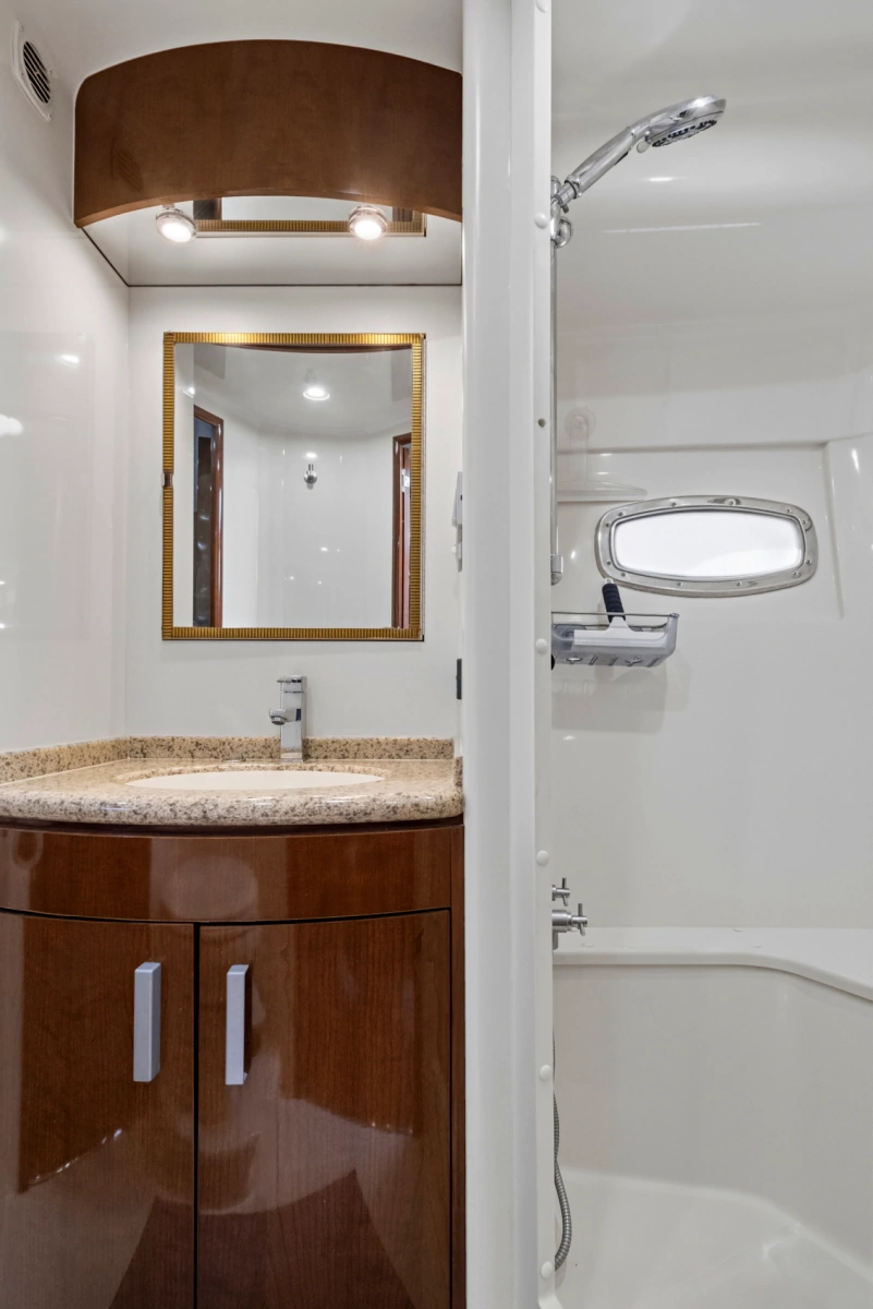 2009 Carver 56 Voyager