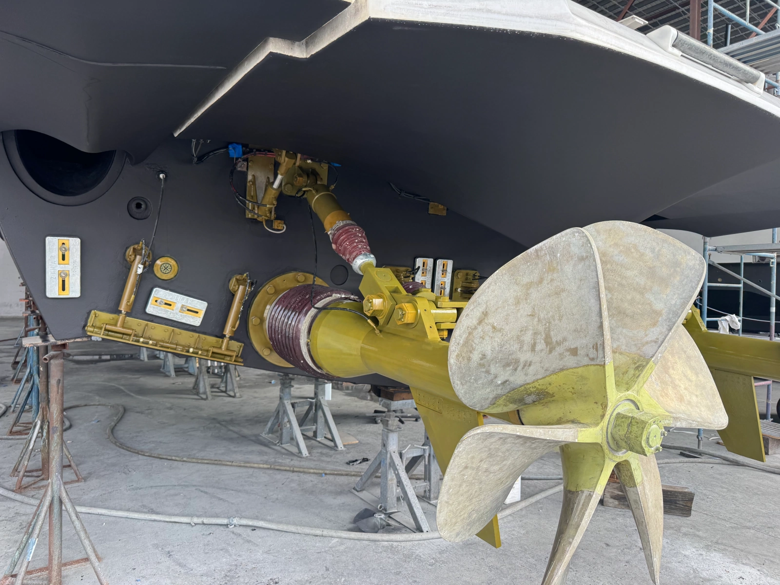 2022 Pershing 9X