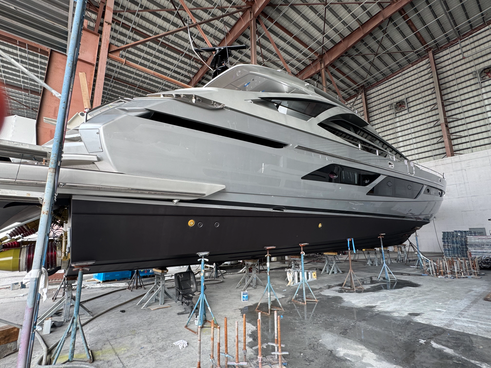 2022 Pershing 9X