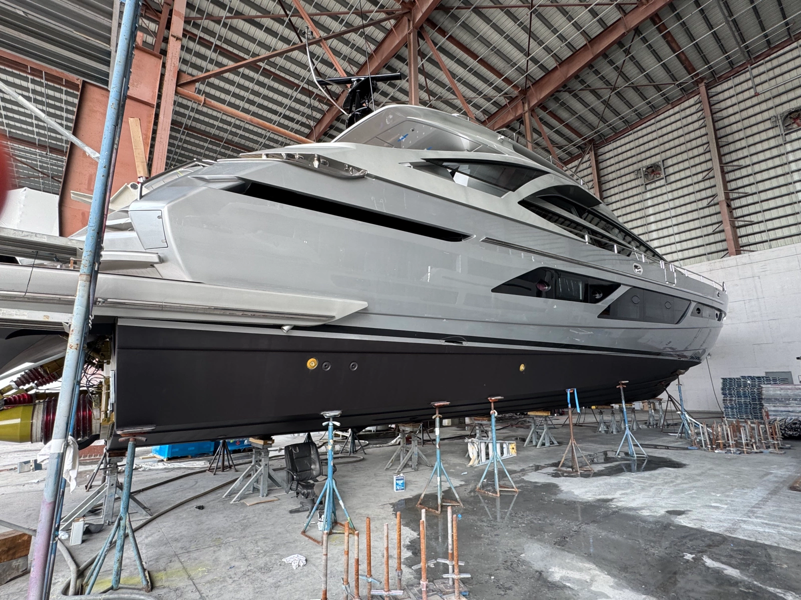 2022 Pershing 9X