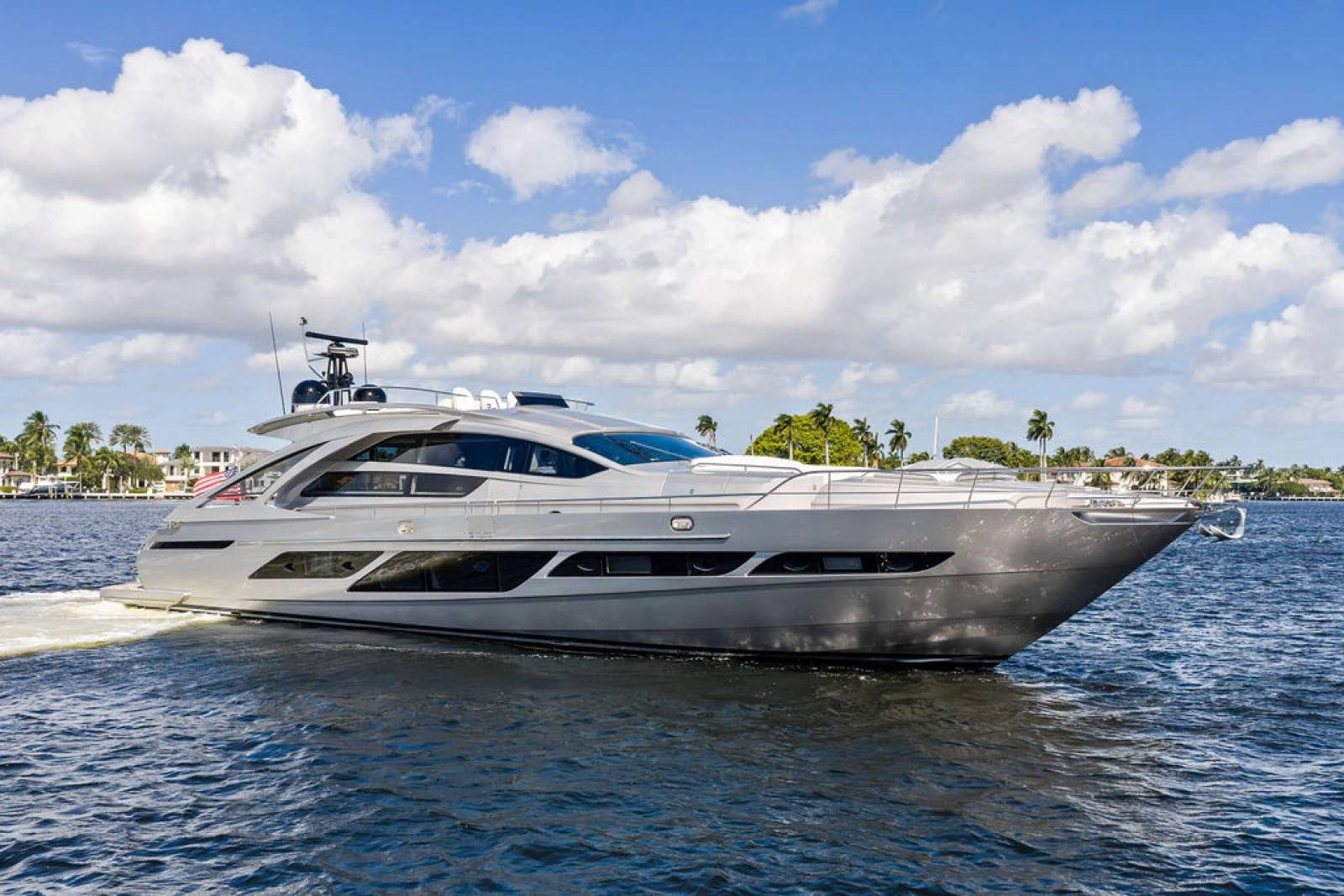 2022 Pershing 9X