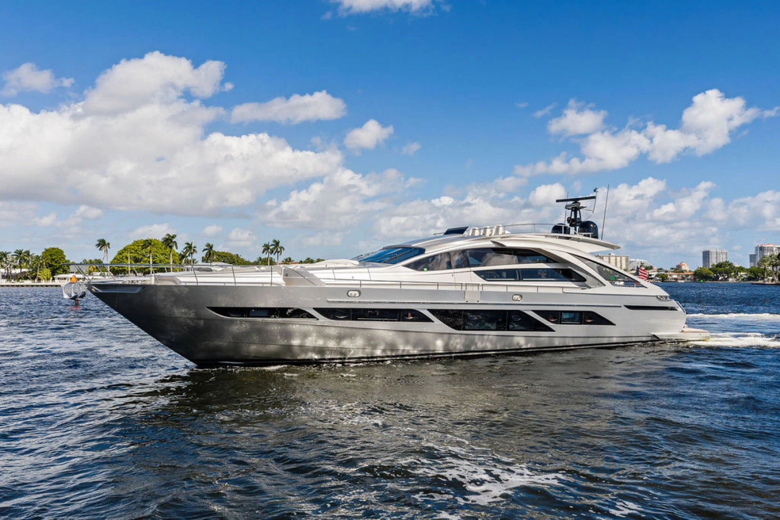 2022 Pershing 9X