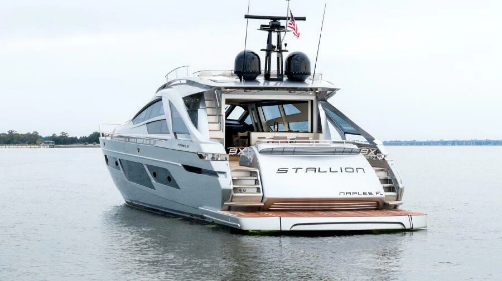 2022 Pershing 9X