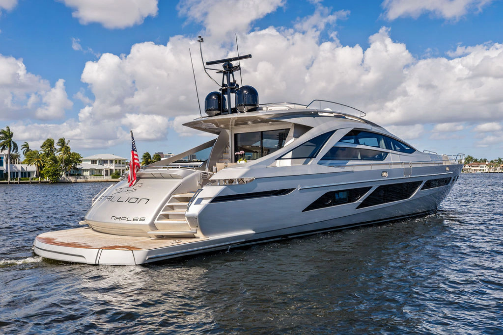 2022 Pershing 9X