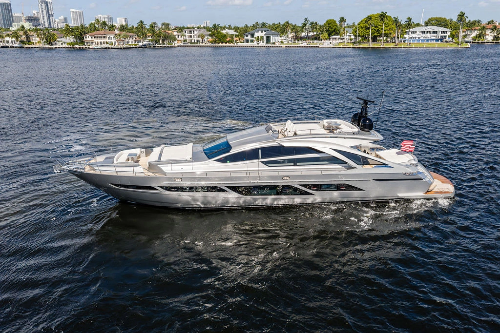 2022 Pershing 9X