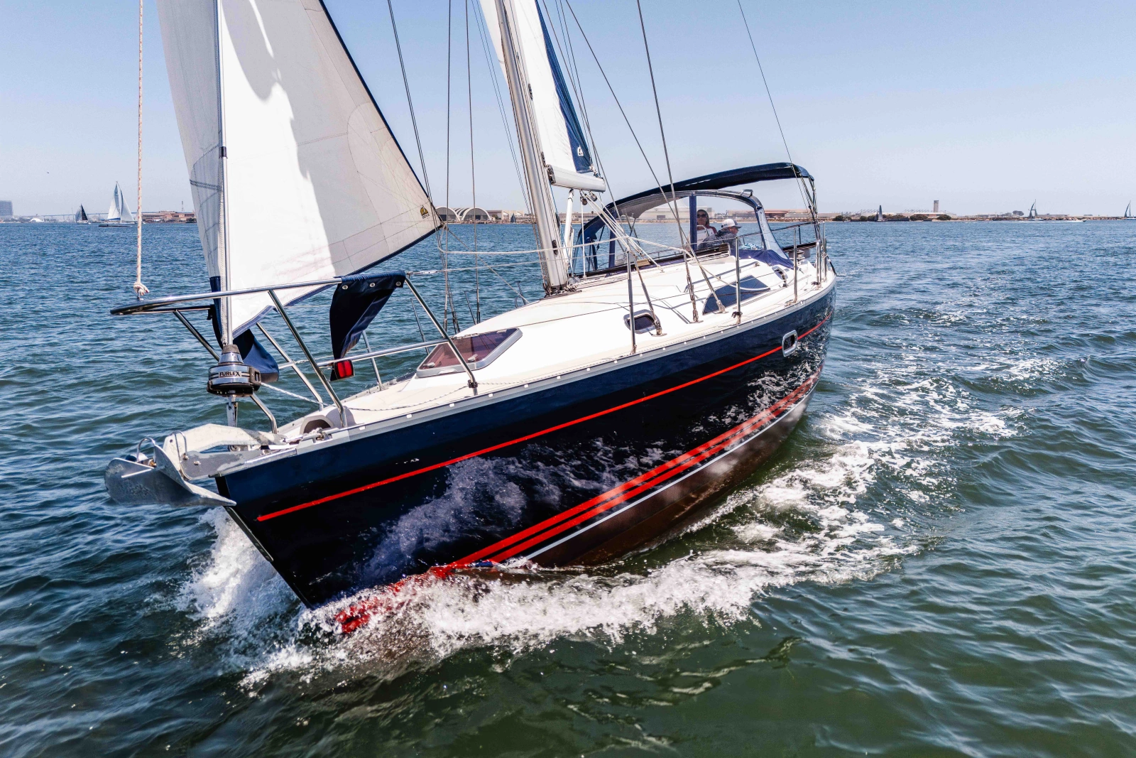 2013 Catalina 355