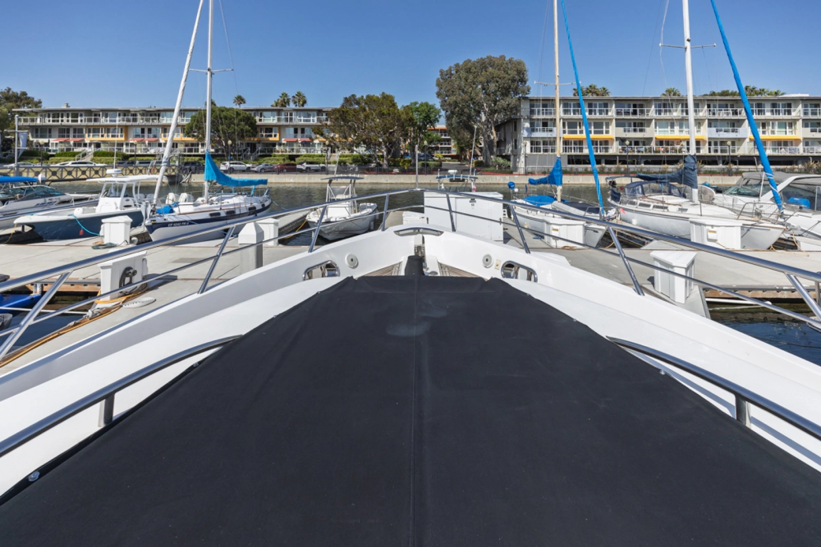 2005 Horizon 64 Elegance