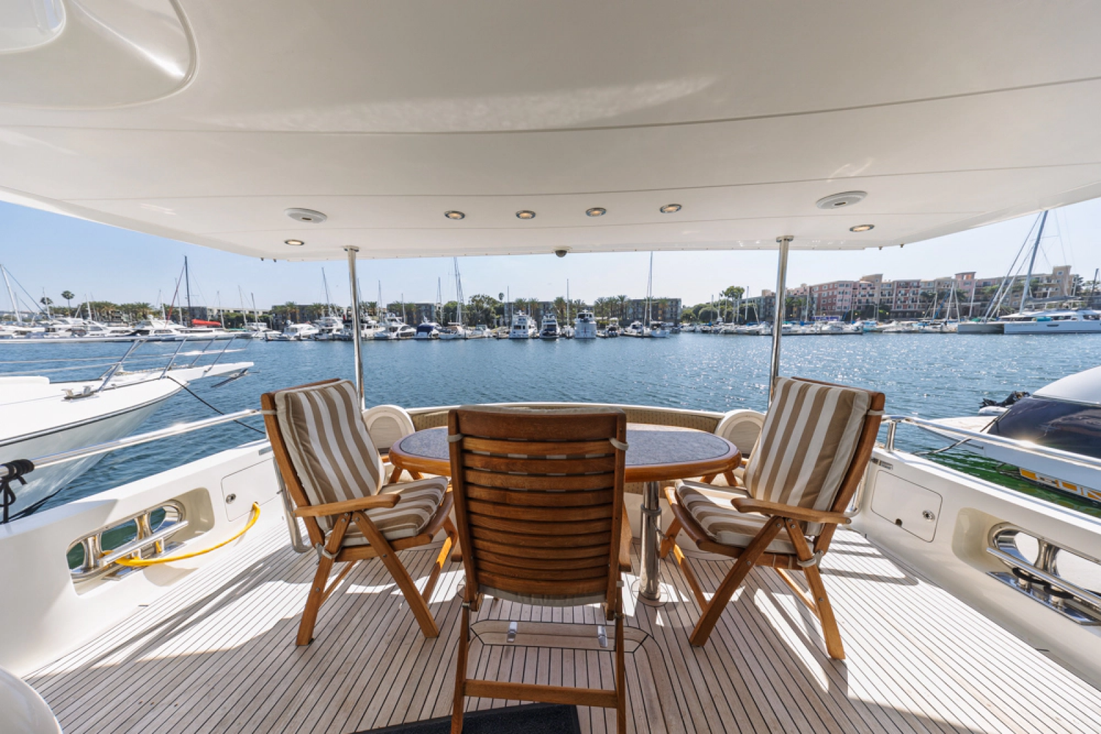 2005 Horizon 64 Elegance — The Elysium