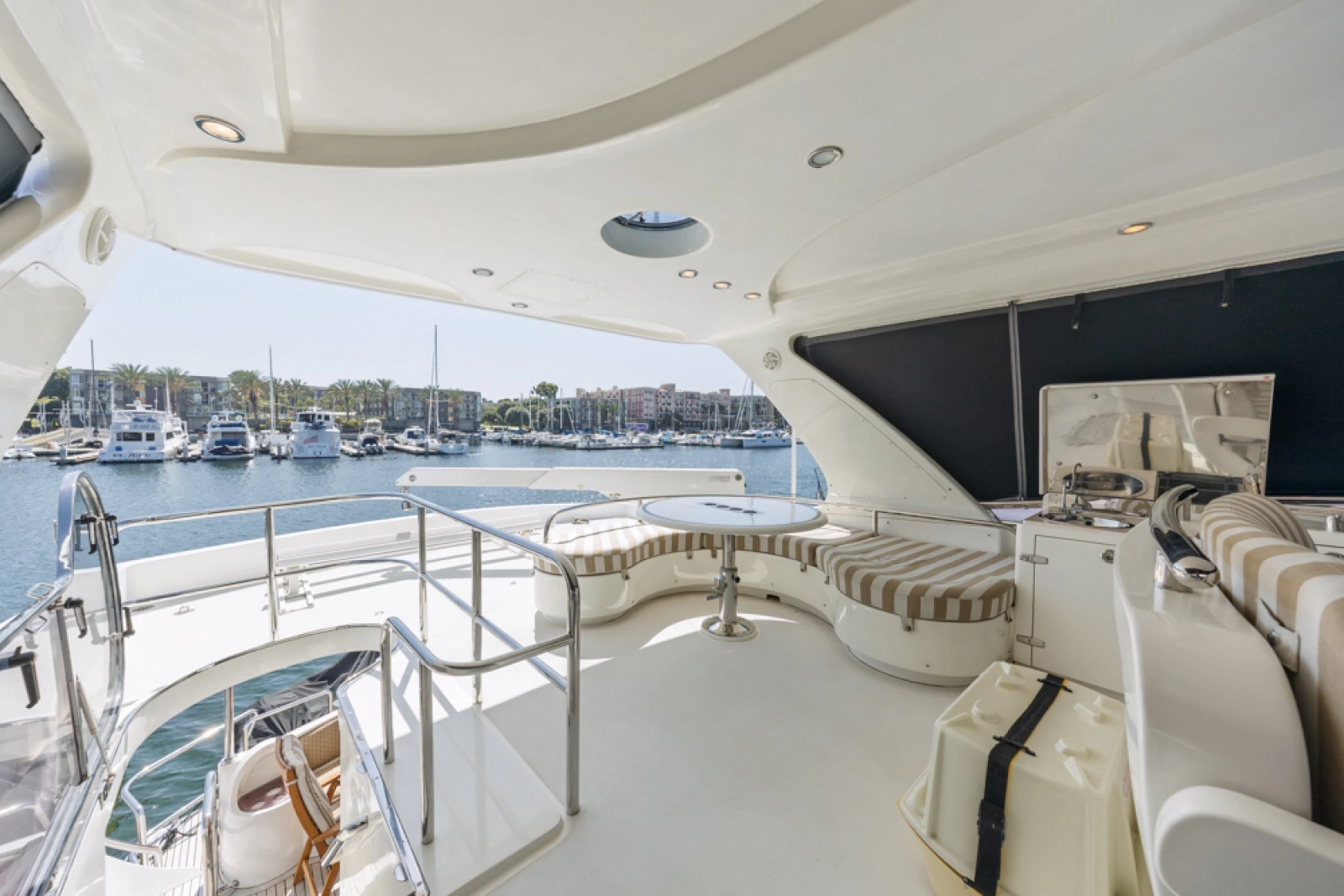 2005 Horizon 64 Elegance