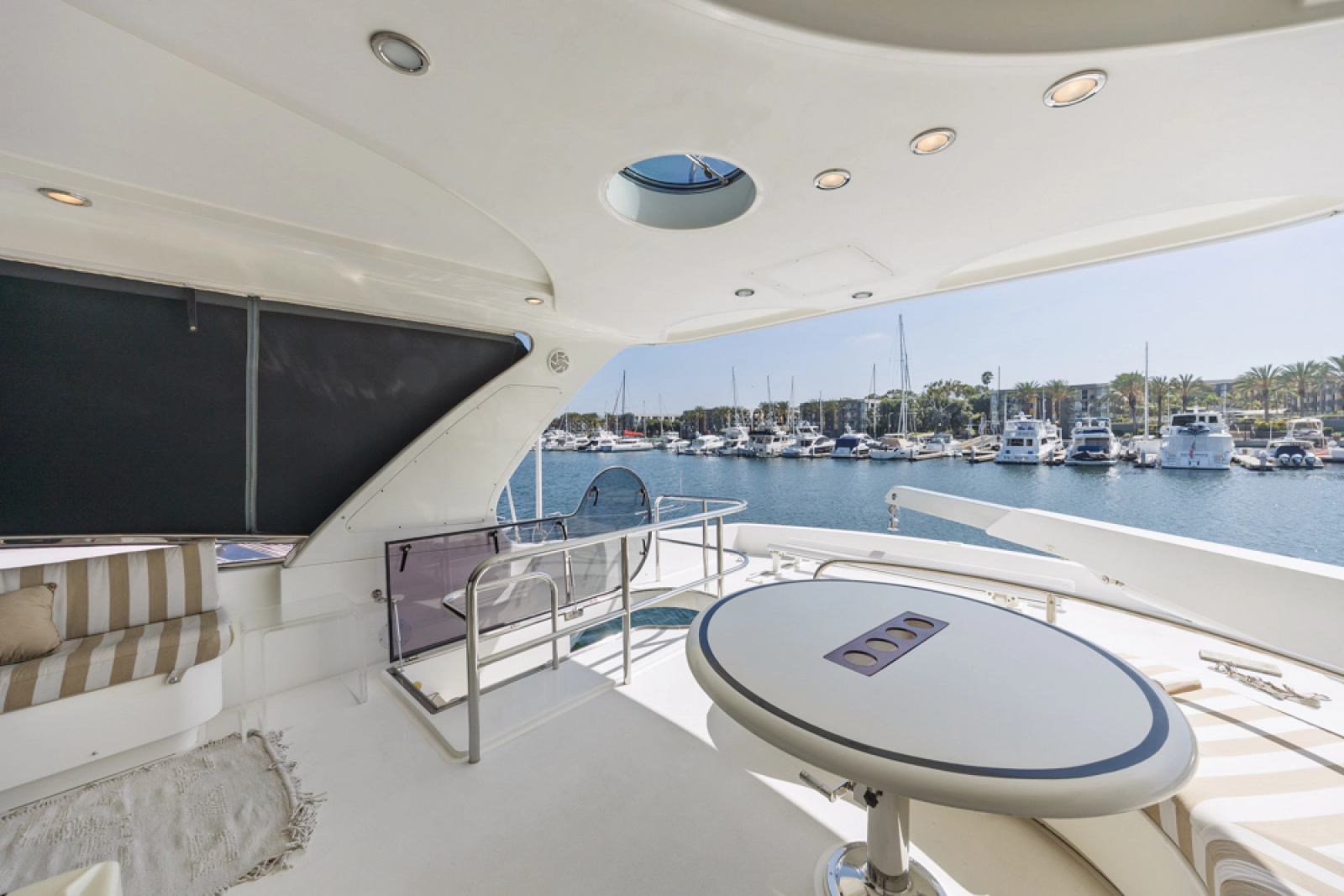 2005 Horizon 64 Elegance — The Elysium