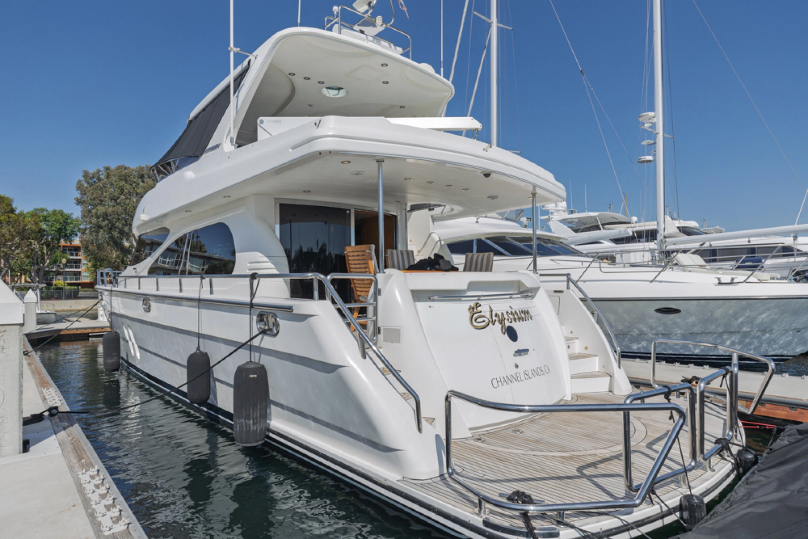 2005 Horizon 64 Elegance — The Elysium