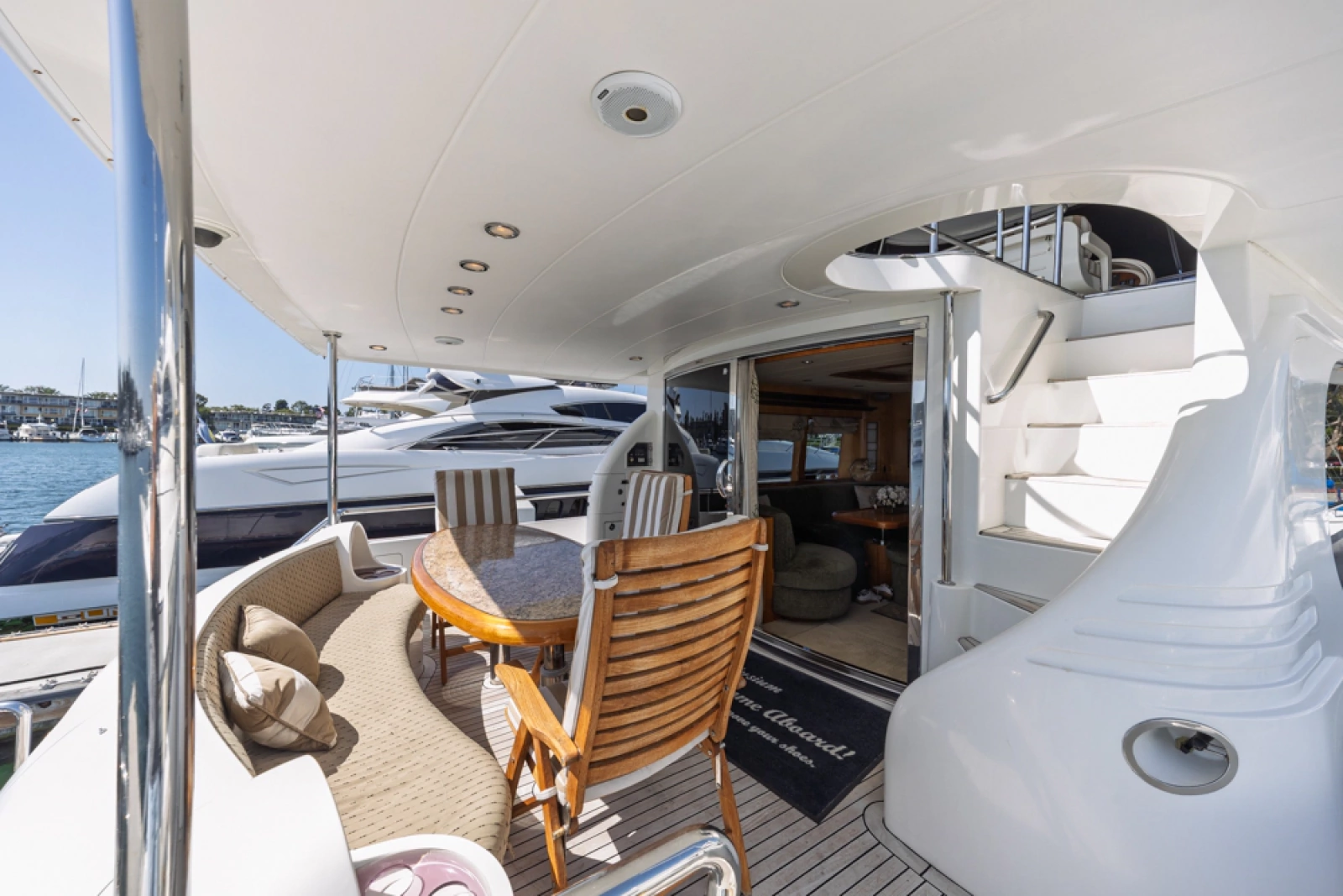 2005 Horizon 64 Elegance