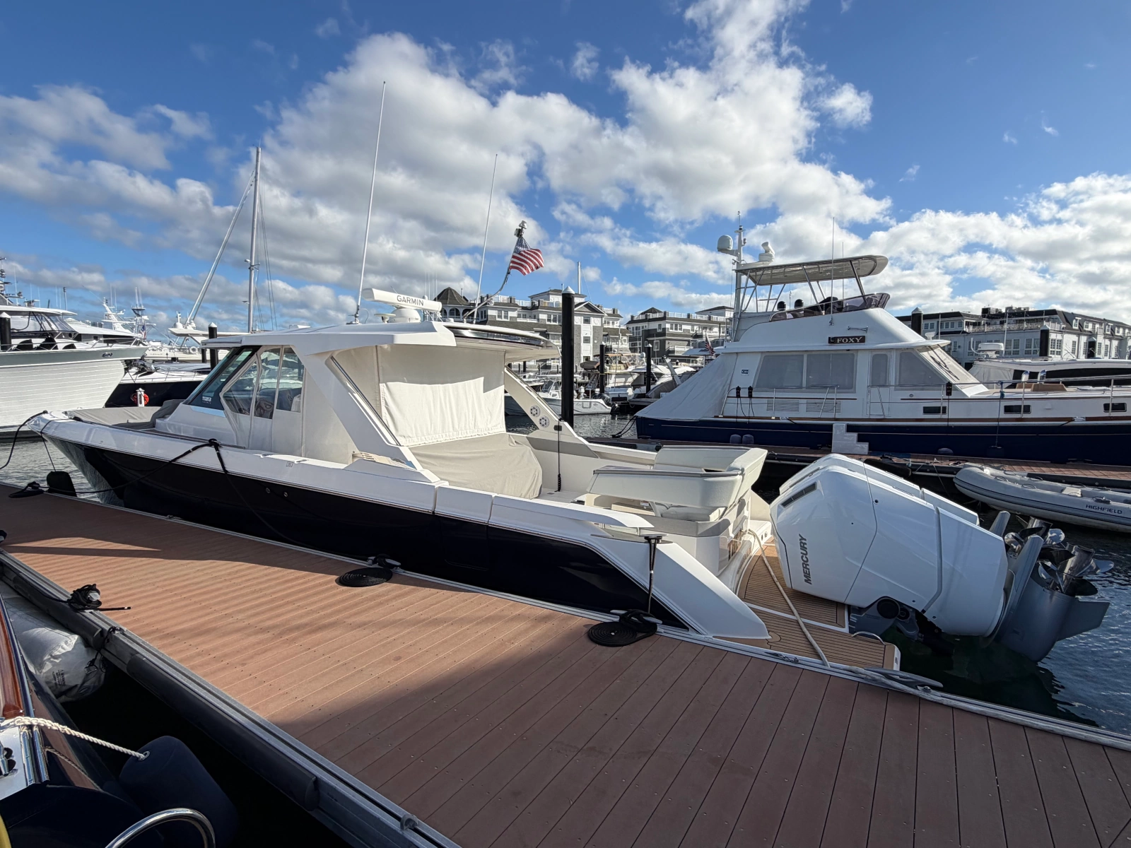 2023 Tiara Yachts 43 LS
