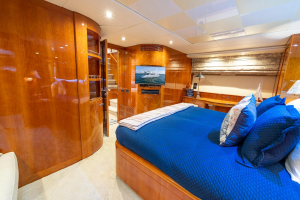 100ft Azimut Yacht For Sale