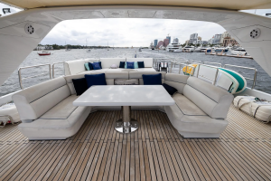 100ft Azimut Yacht For Sale