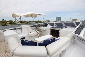 100ft Azimut Yacht For Sale