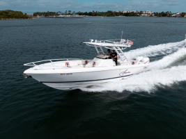 32ft Intrepid Yacht For Sale