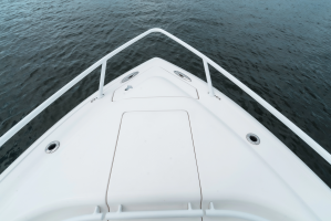 32ft Intrepid Yacht For Sale