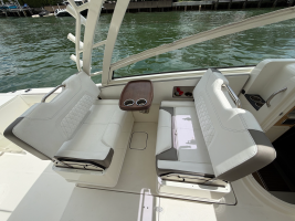 32ft World Cat Yacht For Sale