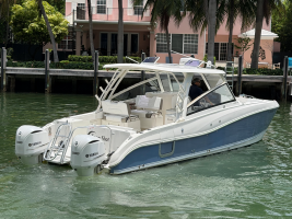 32ft World Cat Yacht For Sale