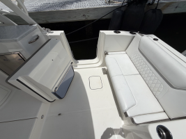 32ft World Cat Yacht For Sale