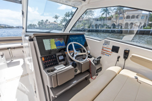 36ft Pursuit Yacht For Sale