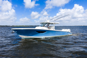 37ft Pursuit Yacht For Sale