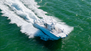46FT (14.02M) INVINCIBLE Worth Avenue Yachts