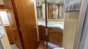 Knot Diggin 60ft Hatteras Yacht For Sale