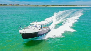 Camelot 32ft MJM Yacht For Sale