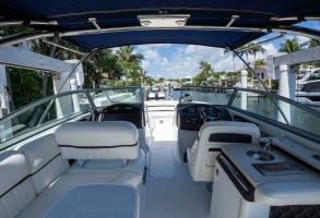Unplugged 28ft Cobalt Yacht For Sale