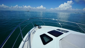 56ft Uniesse Yacht For Sale