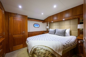 Reelin N Dealin 63ft Hatteras Yacht For Sale