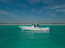 2023 Everglades 365 CC thumbnail 25