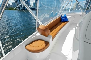 2012 Viking 82 Convertible thumbnail 92