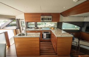 OVATION 60ft Hatteras Yacht For Sale
