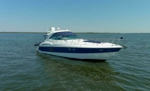 2005 Cruisers Yachts 500 Express thumbnail 21