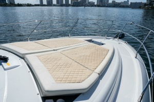 TIS THE SEASUN 40ft Beneteau Yacht For Sale