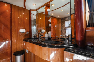 VANGUARD 82ft Sunseeker Yacht For Sale