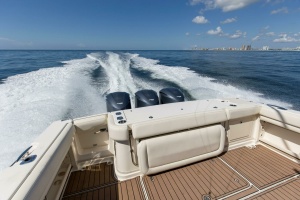 2016 Grady-White 370 Express thumbnail 16