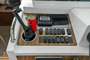 2014 Cruisers Yachts 48 Cantius thumbnail 11