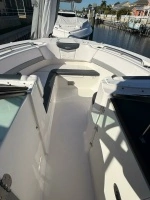 2021 Robalo R317 thumbnail 7