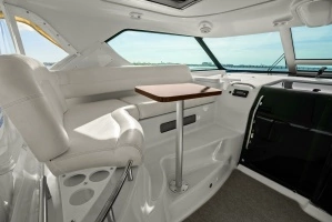 2007 Tiara Yachts 4300 Sovran thumbnail 9