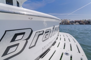 BRAINWAVE 54ft Hatteras Yacht For Sale