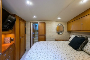 MEMBERS ONLY 56ft Ocean Yachts Yacht For Sale