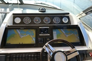 2015 Sea Ray 410 Sundancer thumbnail 32
