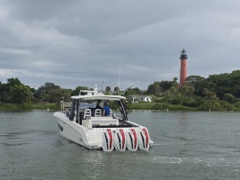 BFT 42ft Boston Whaler Yacht For Sale
