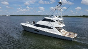 Photo 6159261 for 2016 Viking 92 Enclosed Bridge Touché 2016 92 Viking Enclosed Bridge Touche Exterior (3)