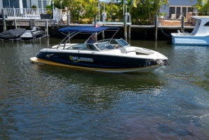 Unplugged 28ft Cobalt Yacht For Sale