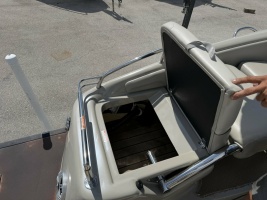 ONCE AGAIN 25ft Manitou Yacht For Sale